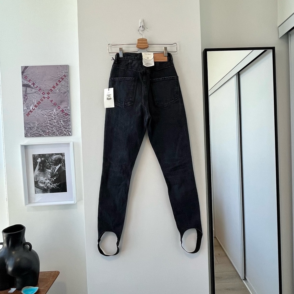 Citizens of Humanity
Valerie High-rise Stirrup Jeans - Picture 9 of 16